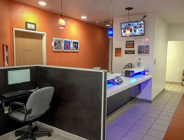 Motel 6 Woodway, TX hotel detail image 4