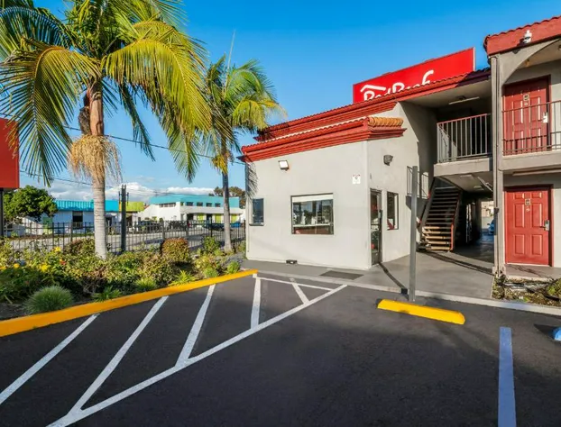 Red Roof Inn Los Angeles – Bellflower hotel detail image 2