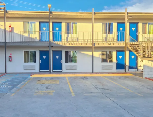 Motel 6 Blythe, CA - South hotel detail image 3