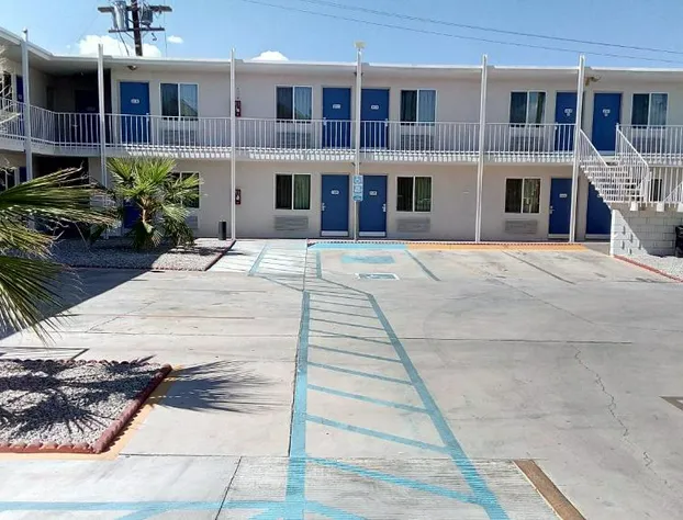 Motel 6 Blythe, CA - South hotel detail image 1