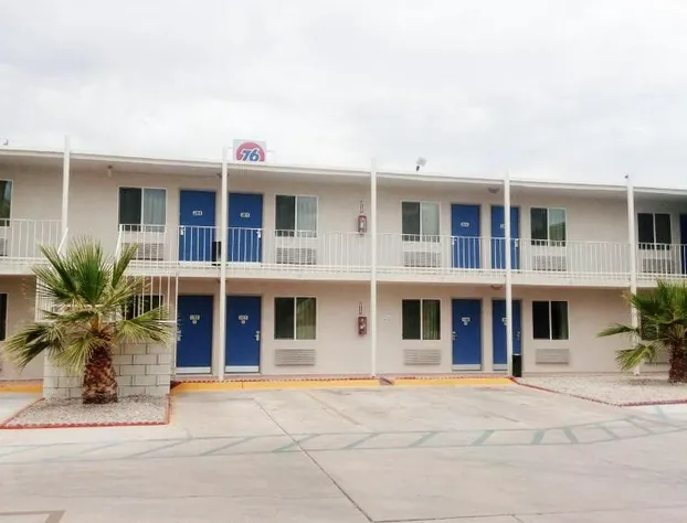 Motel 6 Blythe, CA - South hotel detail image 3