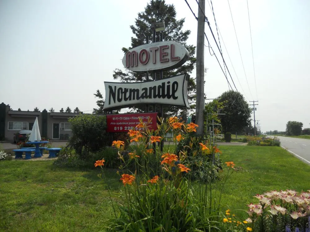 Motel Normandie hotel hero