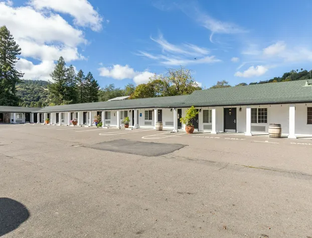 Vineyard Valley Inn hotel detail image 2