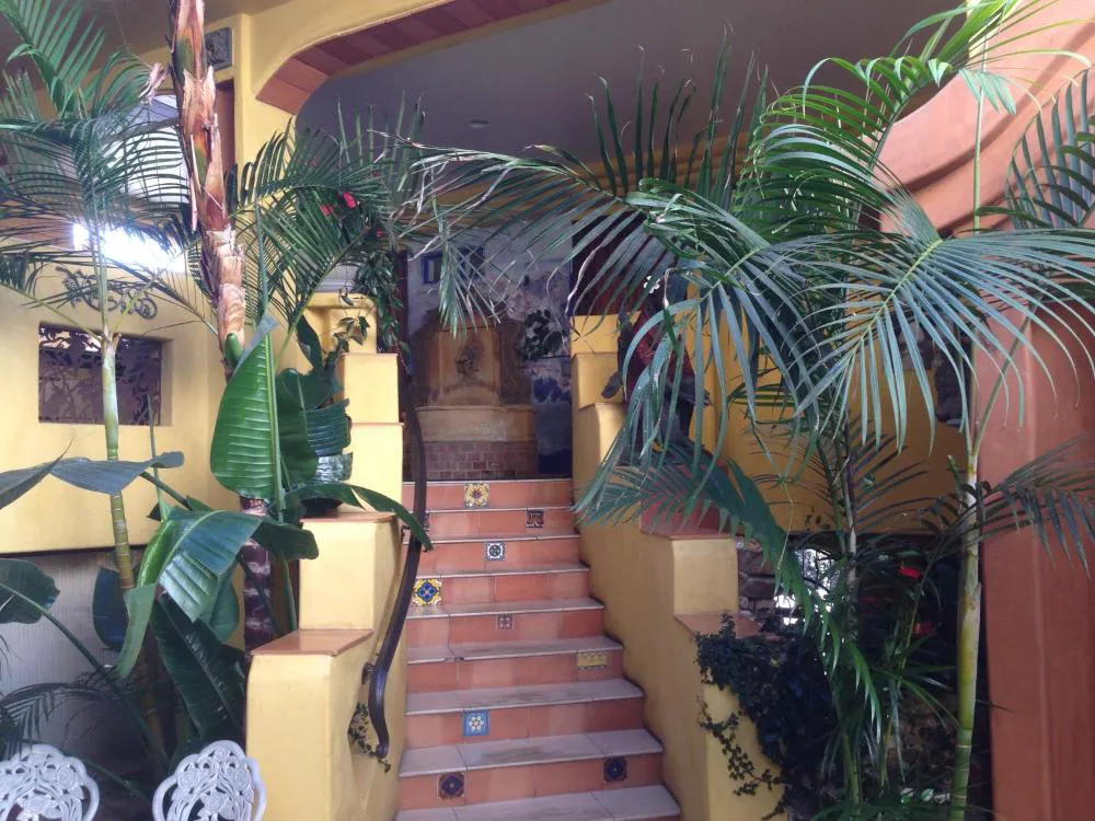 Secret Garden Inn hotel hero