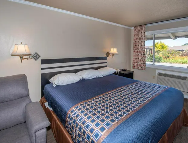 Surf Motel and Gardens hotel detail image 1