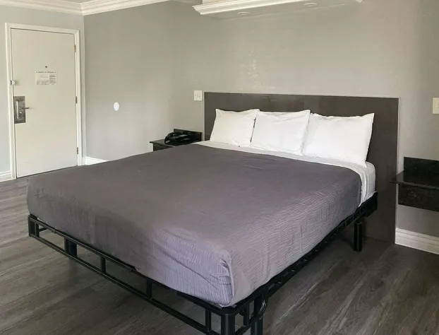 Motel 6 Glendale, CA – Pasadena Burbank Los Angeles hotel detail image 4