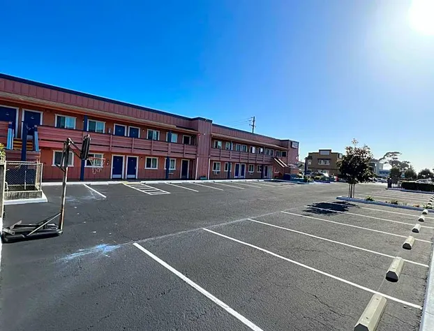 American Inn Grover Beach hotel detail image 4