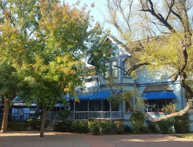 Irwin Street Inn hotel detail image 1