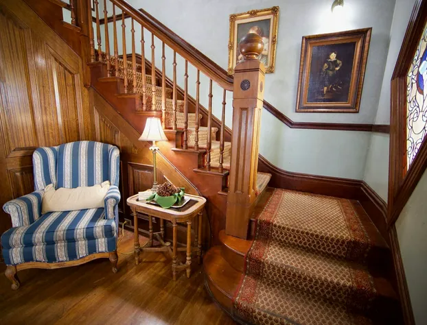 Irwin Street Inn hotel detail image 3