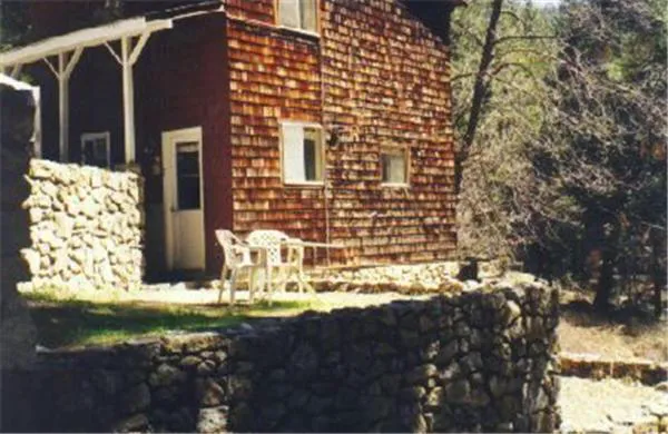 Silver Pines Lodge hotel detail image 2