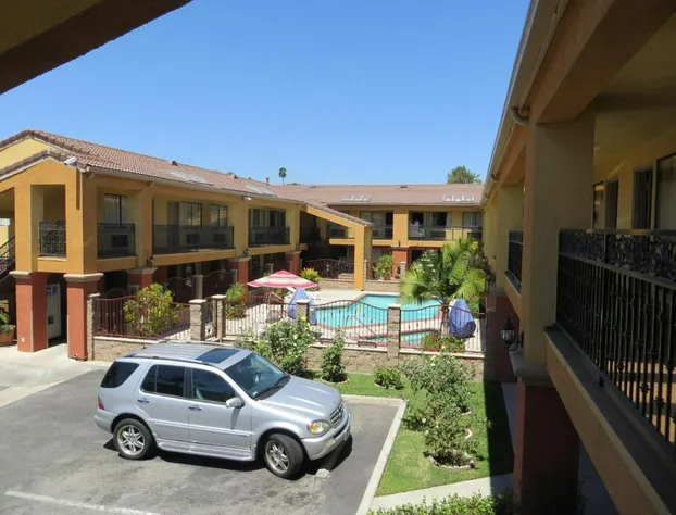 Azusa INN Motel hotel detail image 2