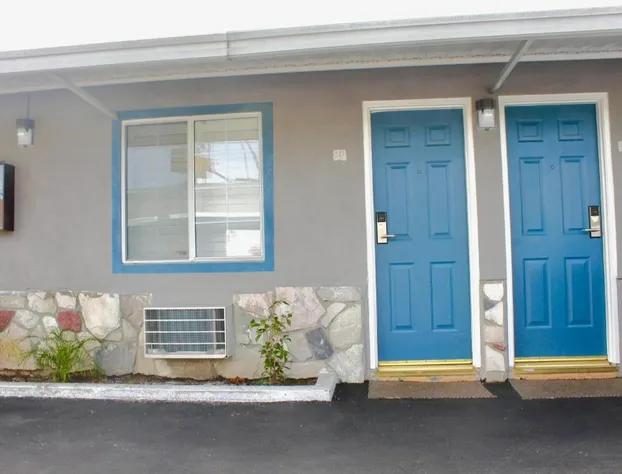 Arlington Motel hotel detail image 4