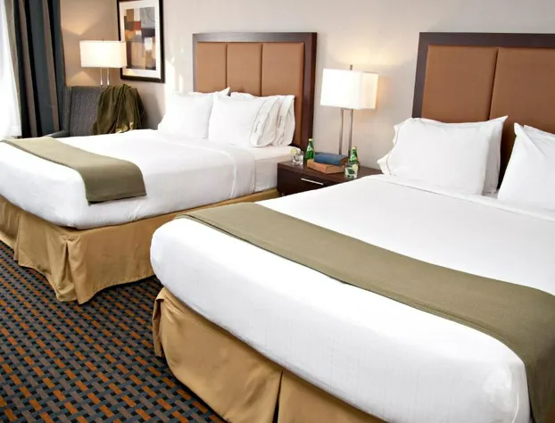 Holiday Inn Express Pembroke by IHG hotel detail image 4