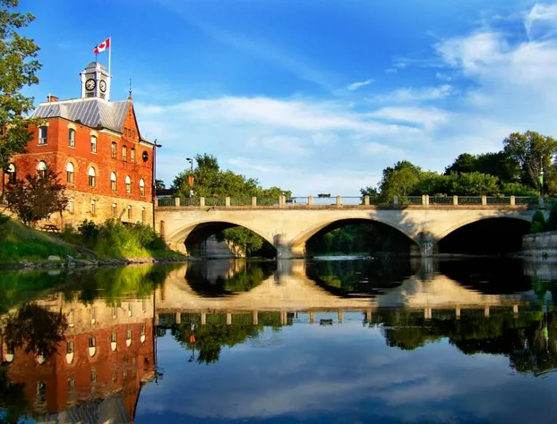 Holiday Inn Express Pembroke by IHG hotel detail image 2