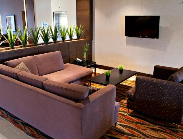 Holiday Inn Express Pembroke by IHG hotel detail image 4