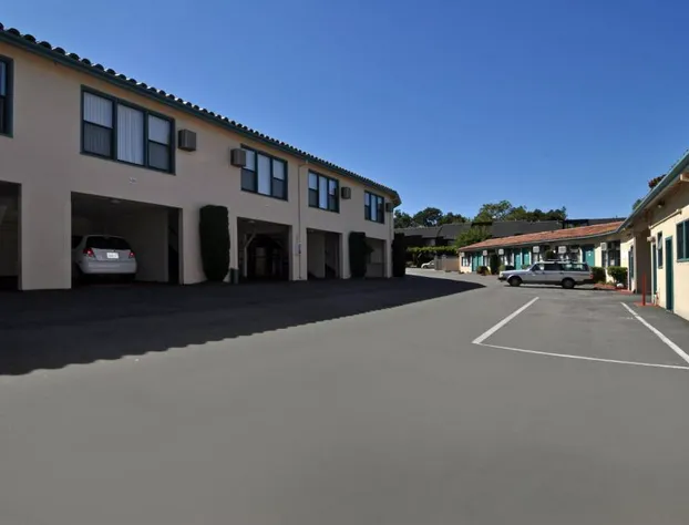 Marinwood Inn & Suites hotel detail image 2