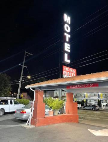 The Oaks Motel hotel detail image 2