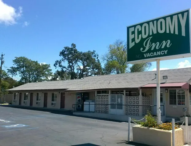 Economy Inn hotel detail image 1