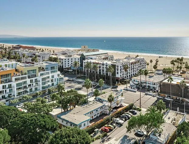 Ocean Lodge Santa Monica Beach Hotel hotel detail image 3