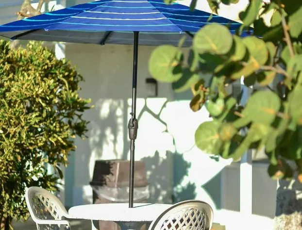 Regency Inn & Suites hotel detail image 3