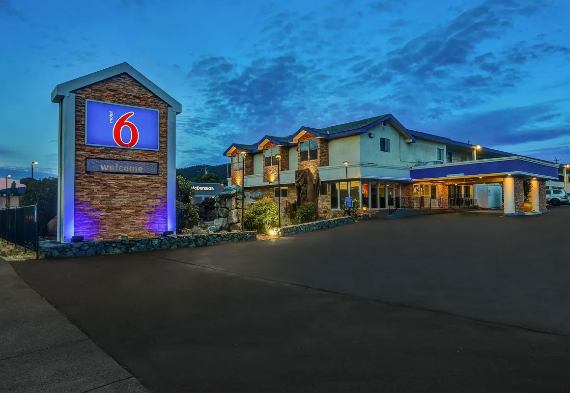 Motel 6 Ukiah, CA - North hotel hero
