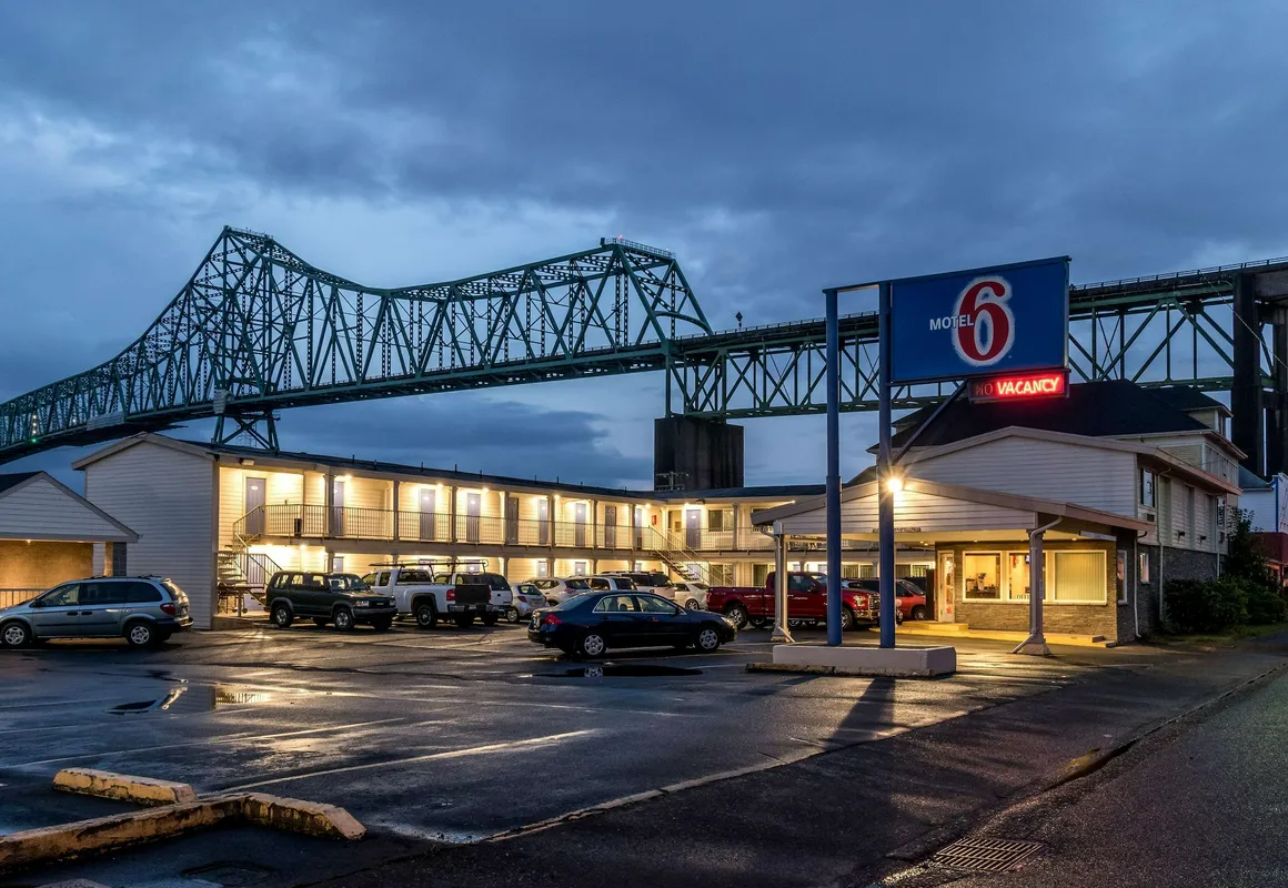 Motel 6 Astoria, OR hotel hero