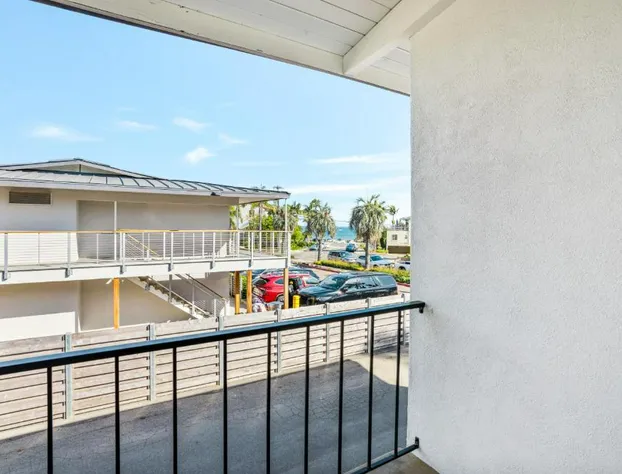 Pacific Crest Hotel Santa Barbara hotel detail image 3