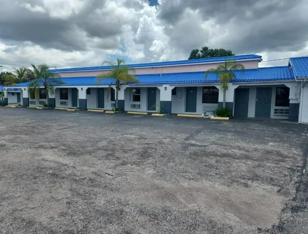 Budget Inn of Sebring hotel detail image 4