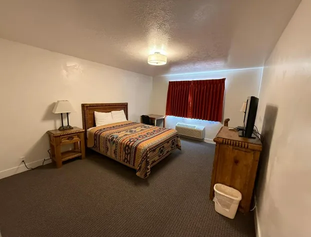 Four Corners Inn hotel detail image 4