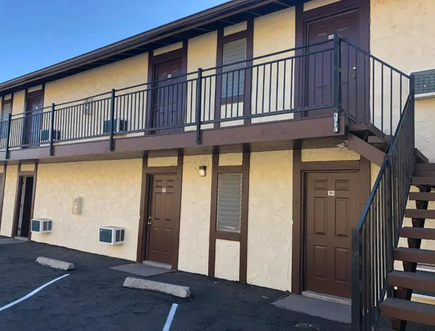 Golden Hills Motel hotel detail image 3