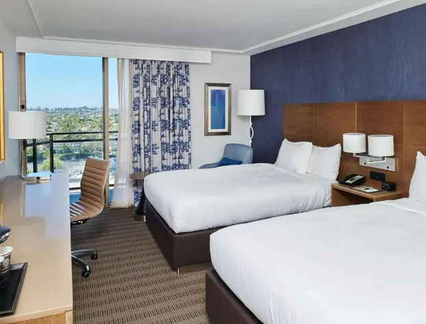 DoubleTree by Hilton Torrance - South Bay hotel detail image 3