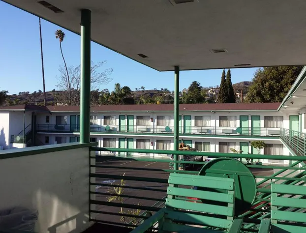 Travelers Beach Inn hotel detail image 3