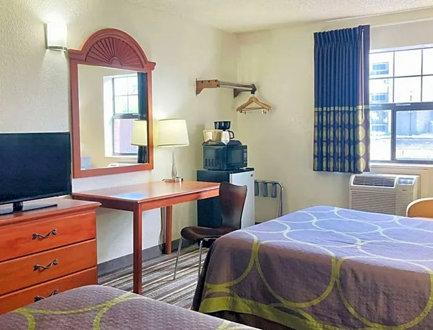 Super 8 by Wyndham Colorado Springs/Afa Area hotel detail image 3