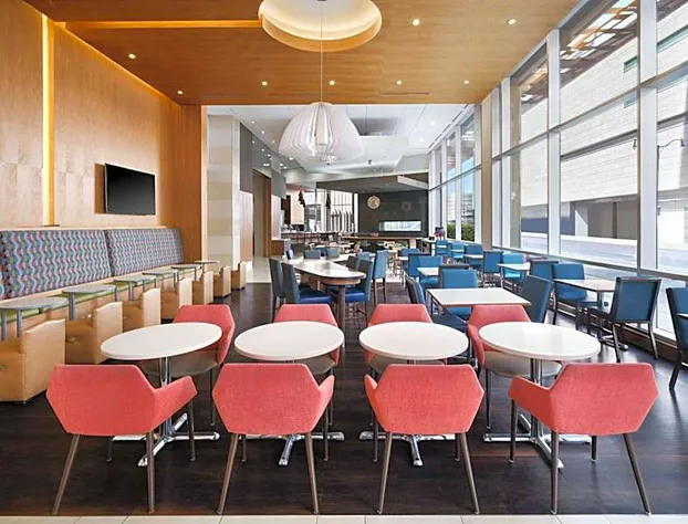 Homewood Suites by Hilton Denver Downtown-Convention Center hotel detail image 3