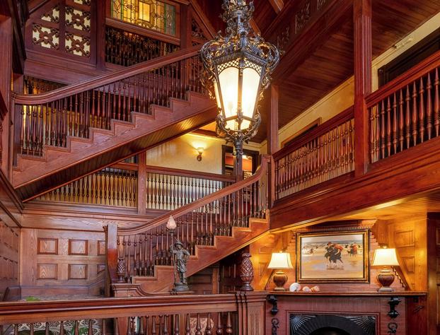 Ivy Lodge Bed & Breakfast hotel detail image 1