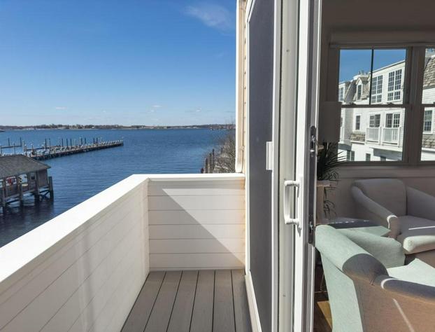 Harborside Inn hotel detail image 3