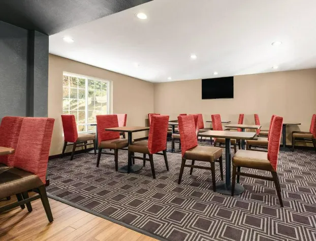 TownePlace Suites by Marriott Denver West/Federal Center hotel detail image 3