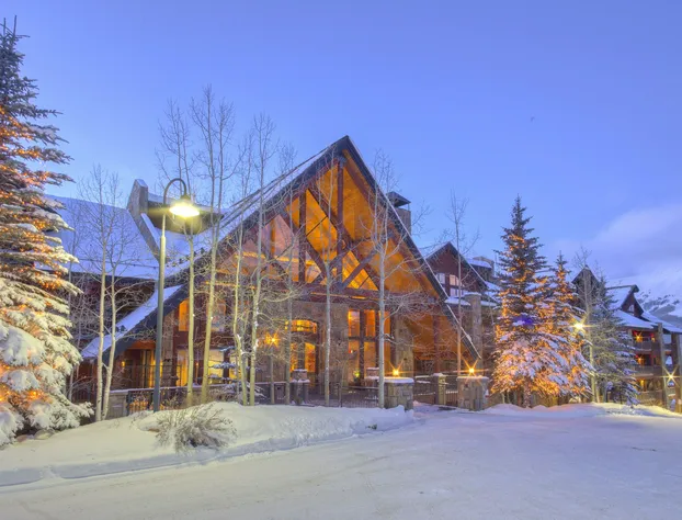 Bear Creek Lodge hotel detail image 4