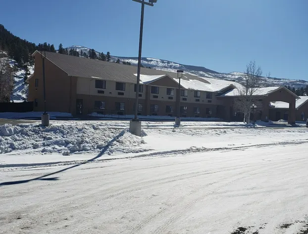 Quality Inn & Suites hotel detail image 3