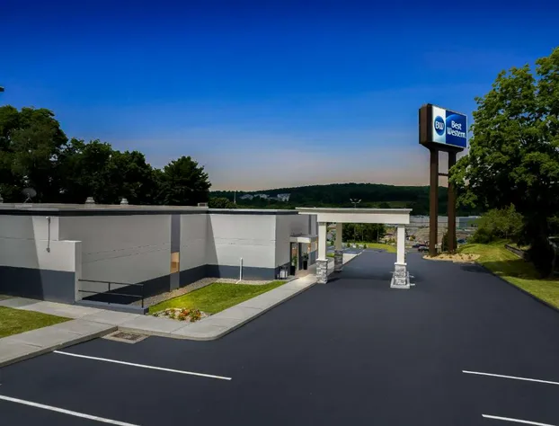 Best Western Niantic - New London/Mystic Area hotel detail image 1