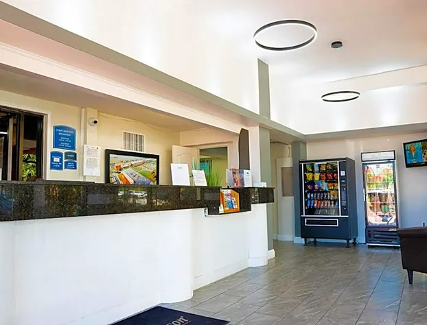 Howard Johnson by Wyndham Clearwater / Dunedin hotel detail image 3