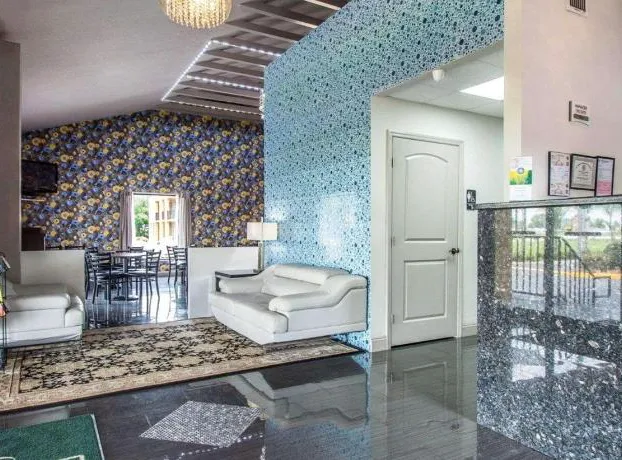 Stayable Davenport hotel detail image 1