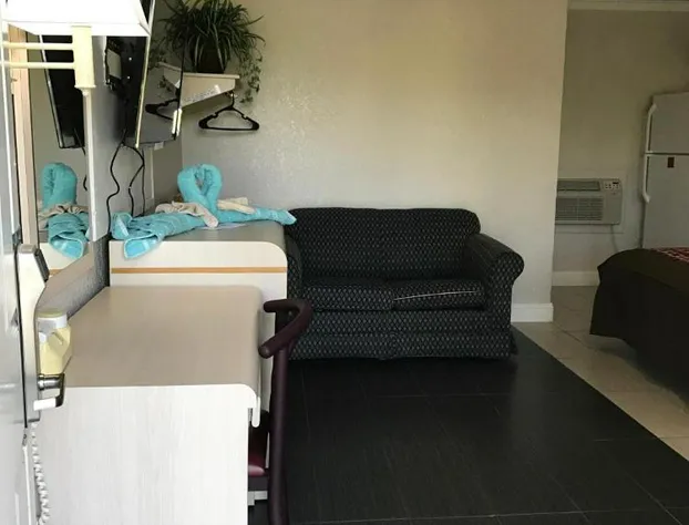 Apollo Inn Motel hotel detail image 4