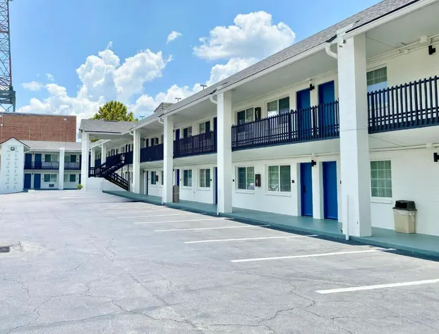 Gainesville Lodge hotel detail image 1