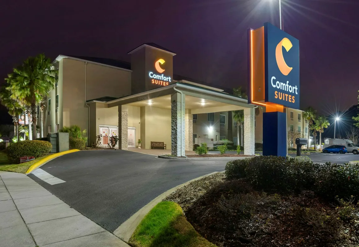 Comfort Suites Niceville Near Elgin Air Force Base hotel hero