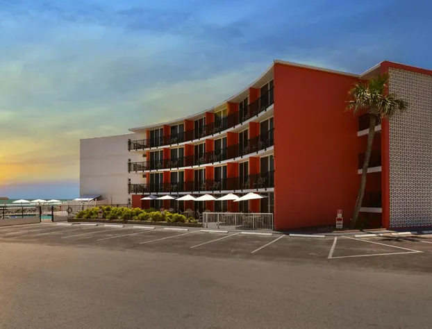 Cove Motel Oceanfront hotel detail image 4