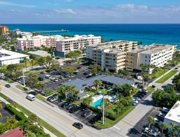 Tropic Isle Beach Resort hotel detail image 1
