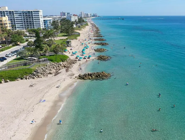 Tropic Isle Beach Resort hotel detail image 3