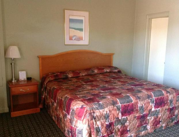 Sunshine Inn of Daytona Beach hotel detail image 4