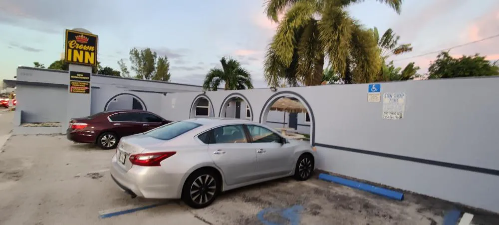 Crown Inn hotel hero